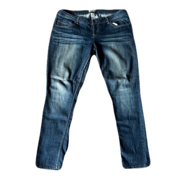 Mudd Jeans 17 Medium Wash  Slim Fit - Picture 1 of 9